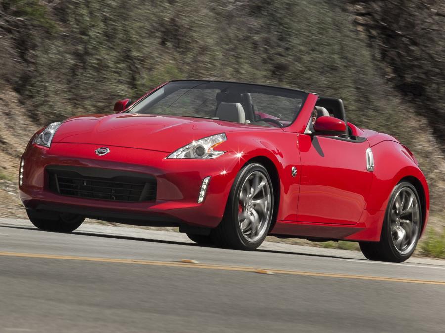  Nissan 370Z Roadster (Z34) 2013 года  (NA) (фото 16 из 26)
